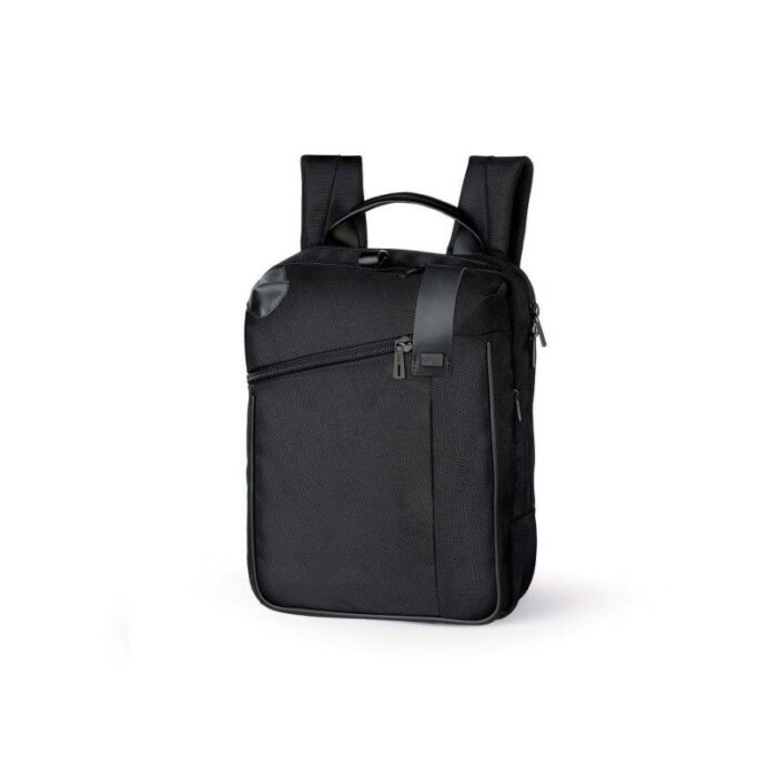 mochila negra