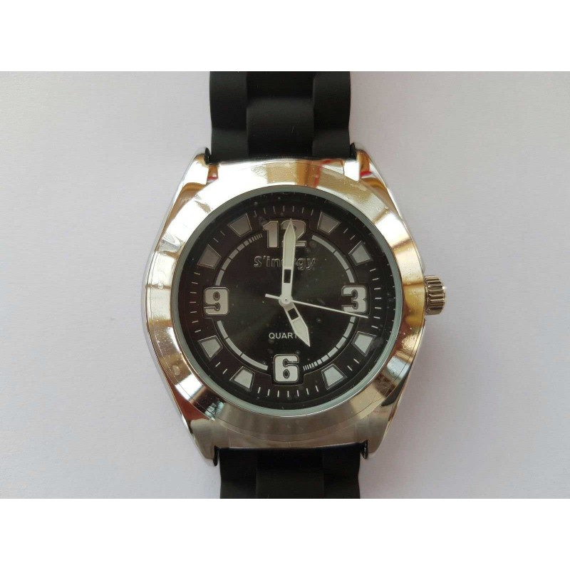 reloj color negro